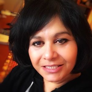 Meet your Posher, Nina